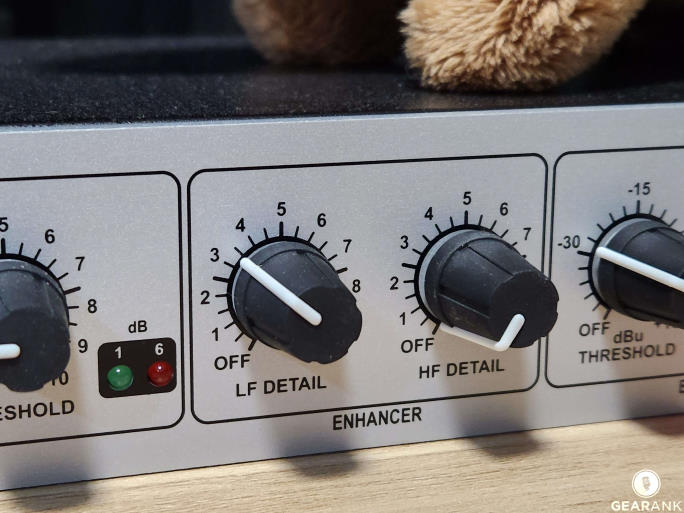 dbx286s增强器