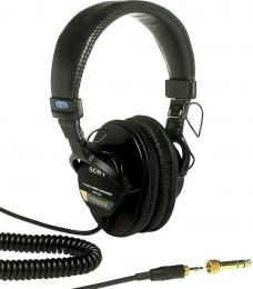 索尼MDR-7506闭式耳机